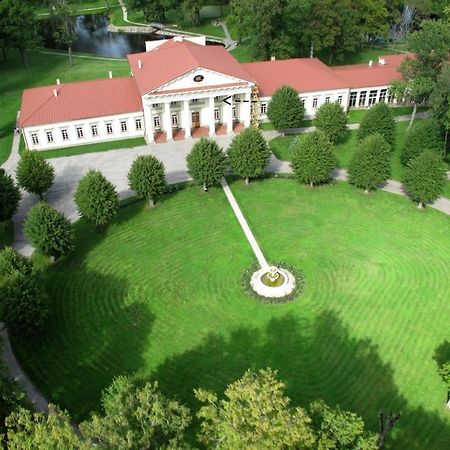 Taujenu Dvaro Sveciu Namai Towiany Exteriér fotografie