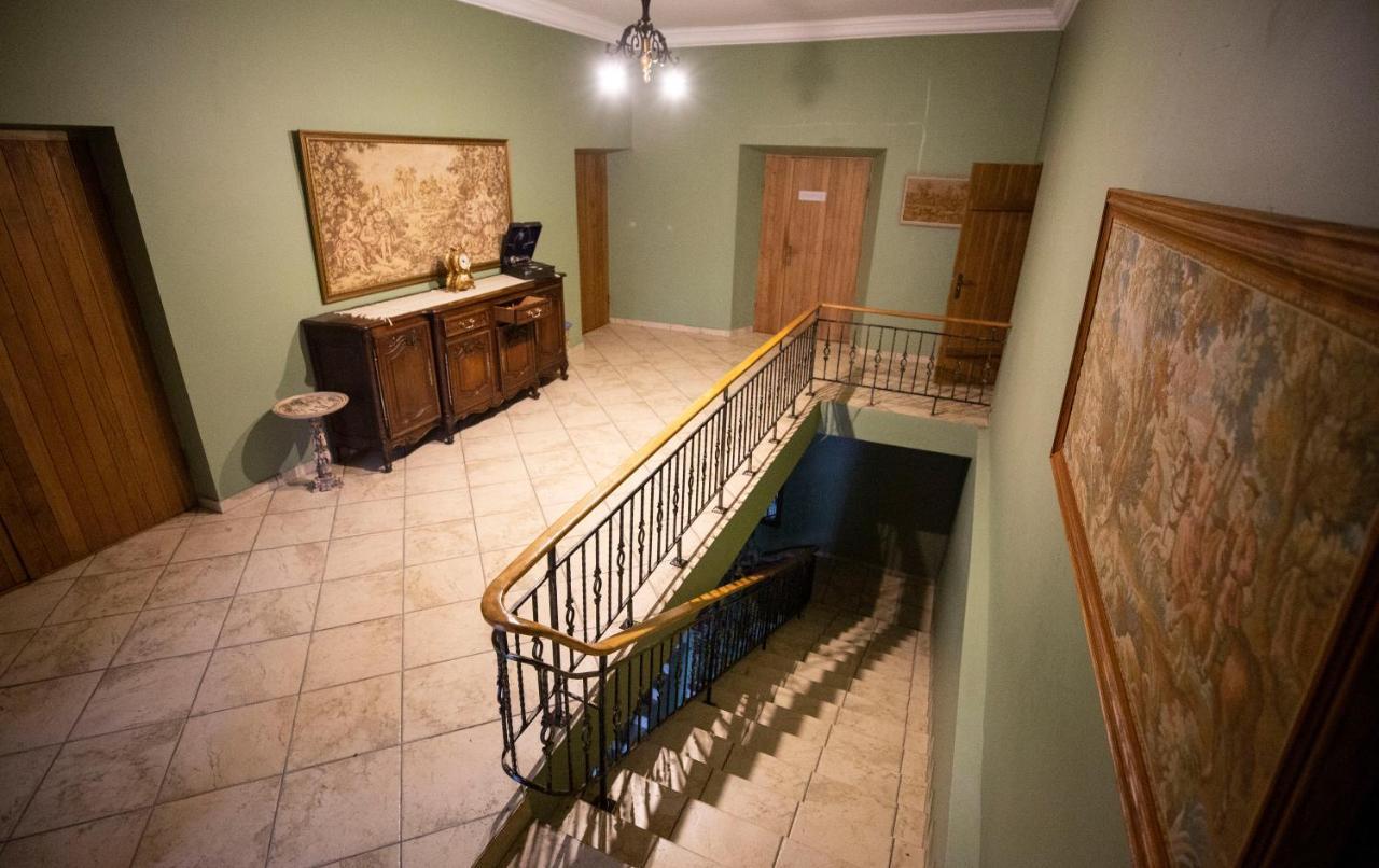 Taujenu Dvaro Sveciu Namai Towiany Exteriér fotografie