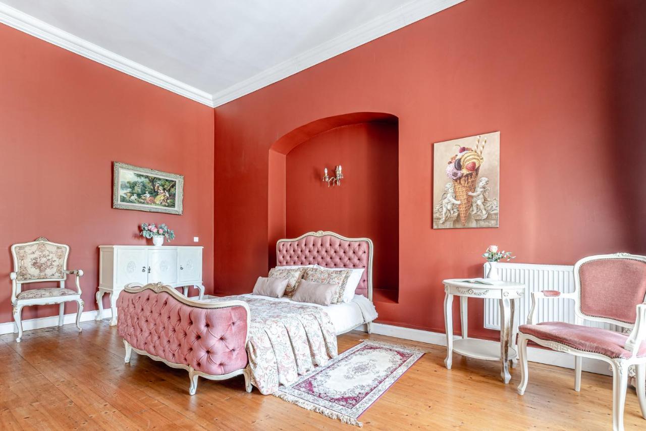 Taujenu Dvaro Sveciu Namai Towiany Exteriér fotografie